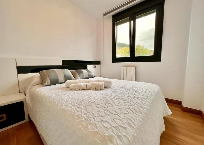 Puerta De - Monabri *