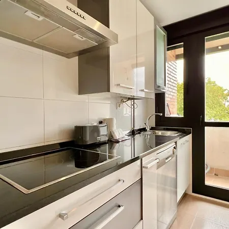 Apartment Puerta De - Monabri